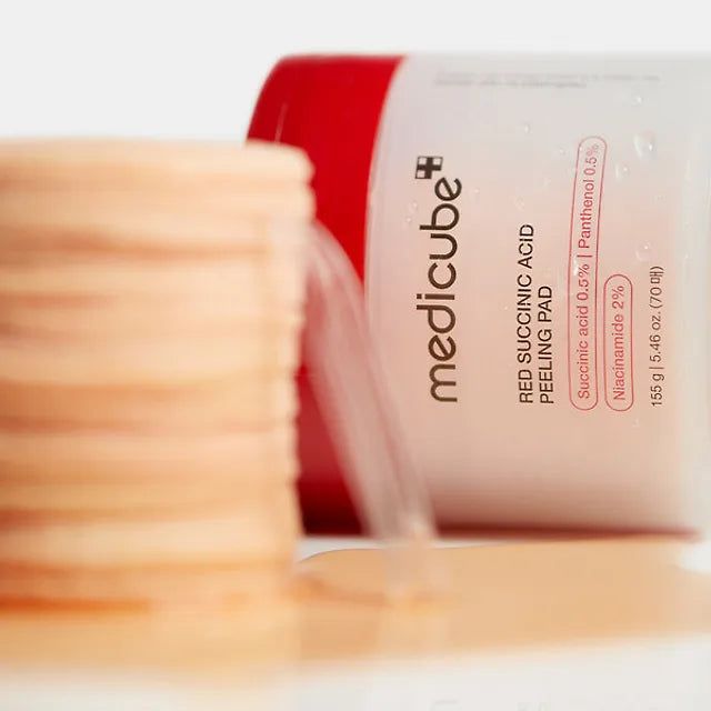 Medicube RED SUCCINIC ACID PEELING PAD