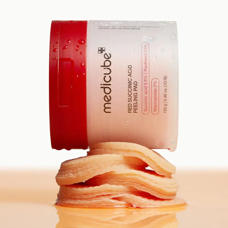 Medicube RED SUCCINIC ACID PEELING PAD
